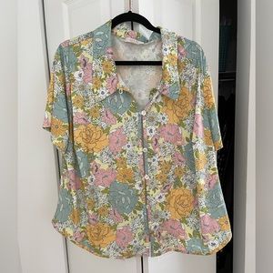 WAYF Floral Button Up
